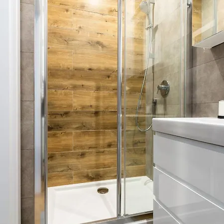Urban Chic - Mennica - One Bedroom -citycenter&3 *